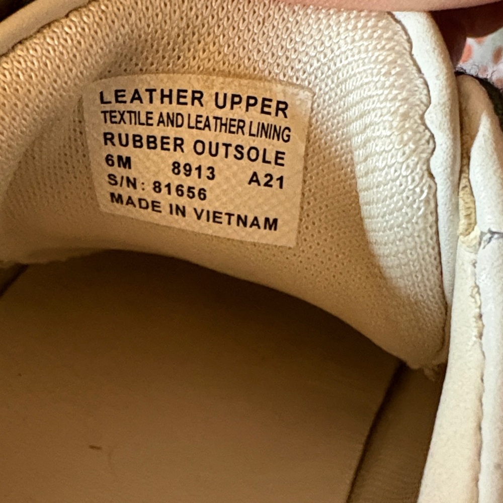 Tory Burch White Leather Sneakers with Green Accents - Picture 11 of 16